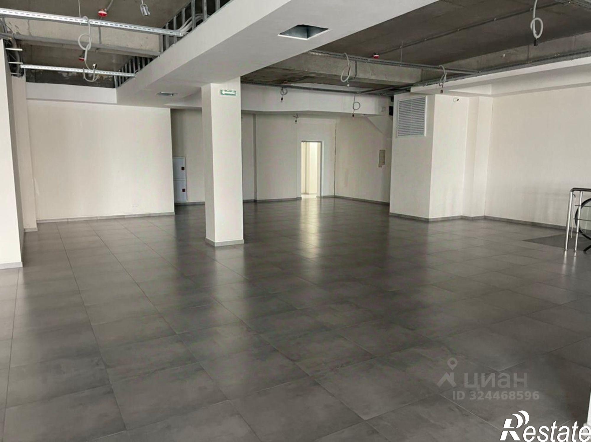 Сдать торговое помещение за 245 022 рублей на Ставрополь г., Южный обход ул., 26