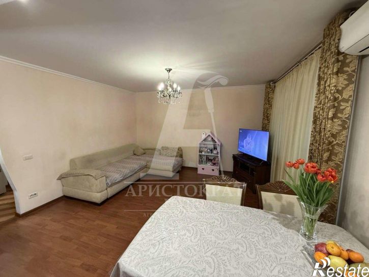 2-комн квартира улица Захарова, 1,  д. 1