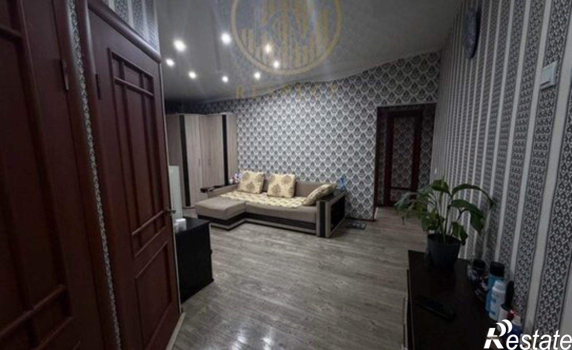 Купить квартиру за 5 250 000 рублей на улица 50 лет Октября, 45