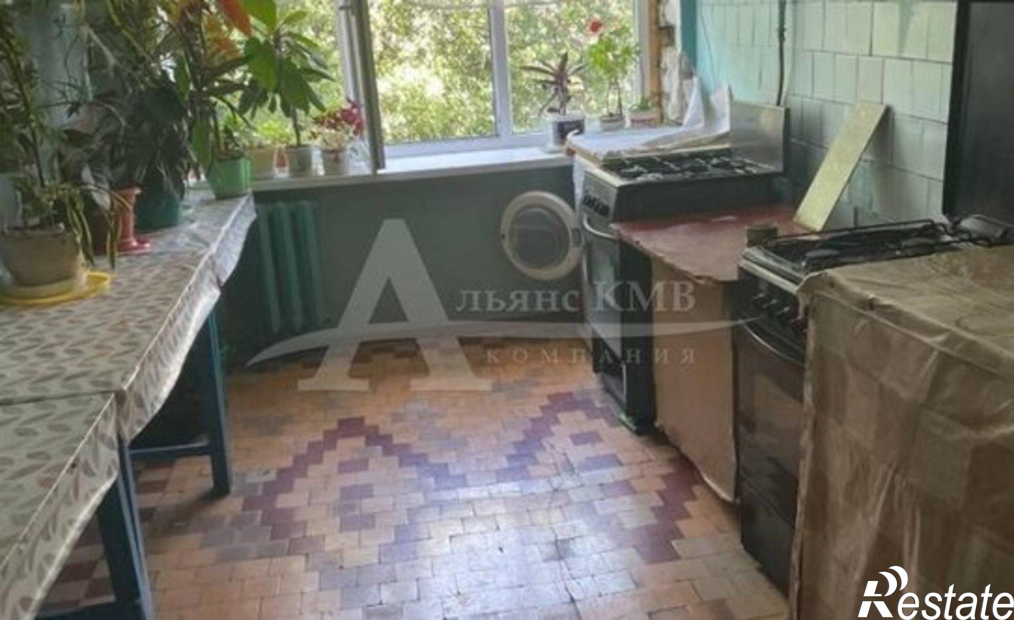 Купить квартиру за 1 300 000 рублей на улица 50 лет Октября, 47