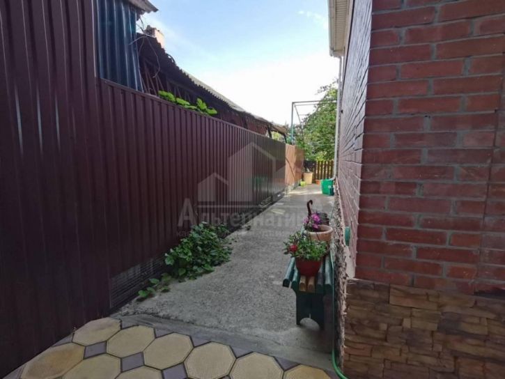 Коттедж/дом Осиновый пер.