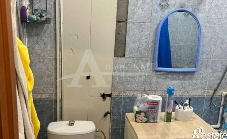 2-комн квартира улица 50 лет Октября, 95,  д. 95