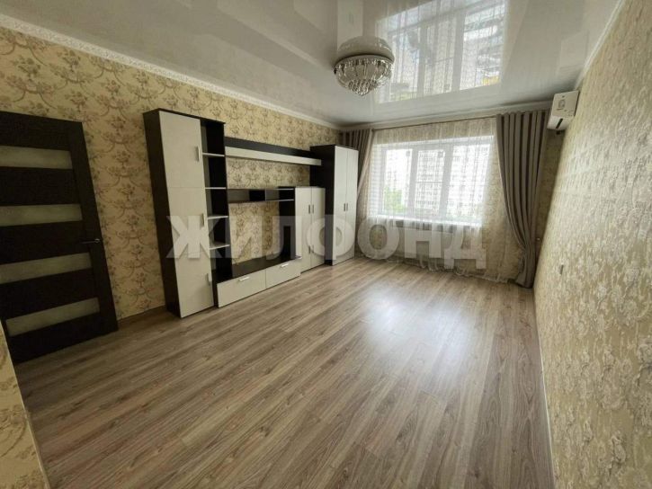 2-комн квартира Мира улица, д.1