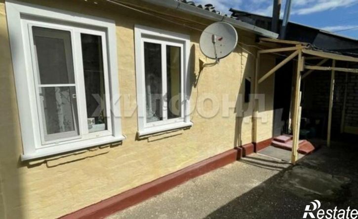 3-комн квартира улица Черняховского, 27,  д. 27