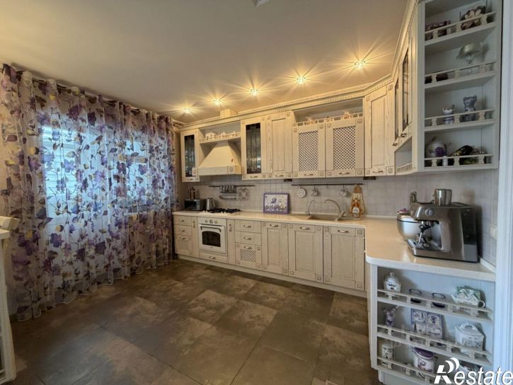 3-комн квартира Ставрополь, улица 8 Марта, 63