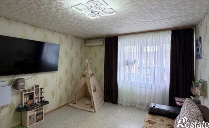 3-комн квартира Невинномысск, улица Гагарина, 54