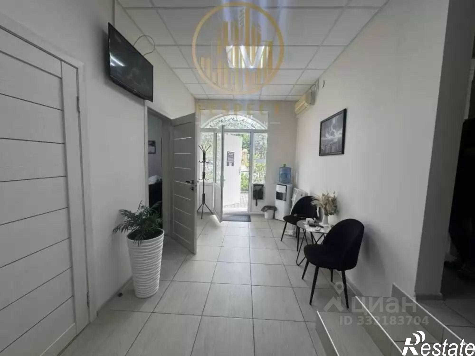 Купить офис, помещение под офис за 8 700 030 рублей на Минеральные Воды
