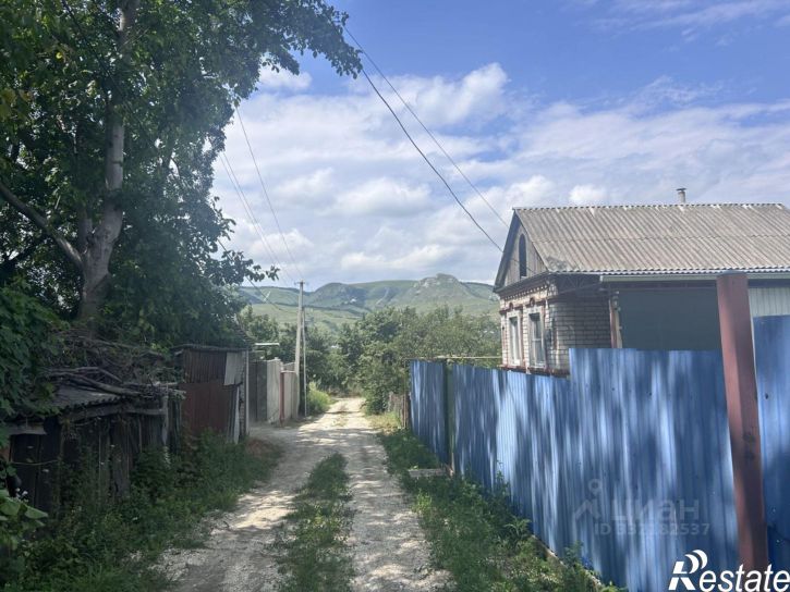 Земельный участок