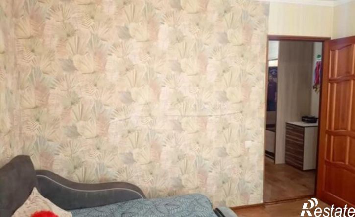 2-комн квартира Георгиевск, улица Тронина, 7/1к2