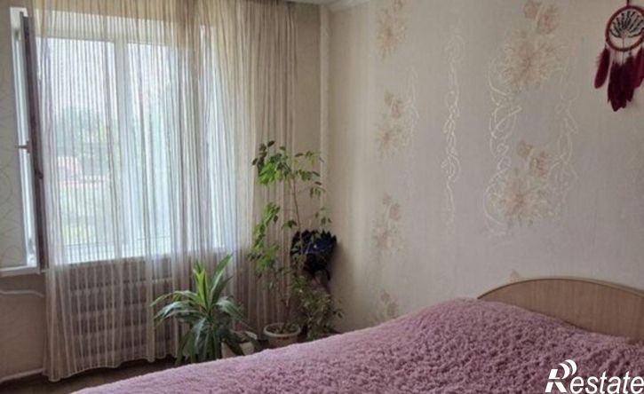 3-комн квартира село Кочубеевское, улица Куличенко, 72