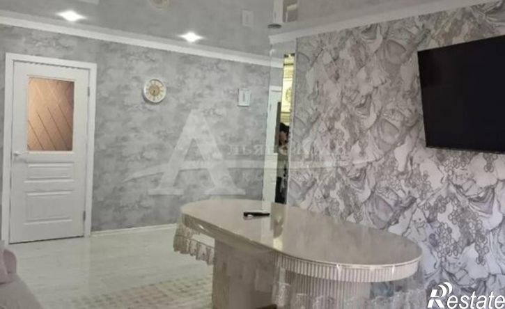 4-комн квартира ул Тронина, 10,  д. 10