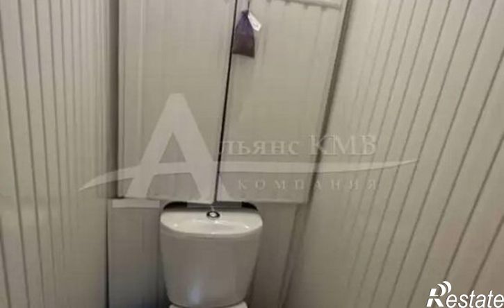 2-комн квартира ул 50 лет Октября, 63,  д. 63