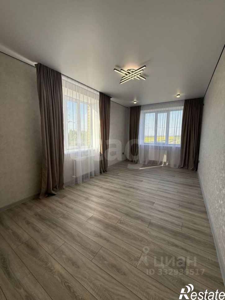 3-комн квартира ул 85-летия ВДВ, 22/1,  д. 22/1