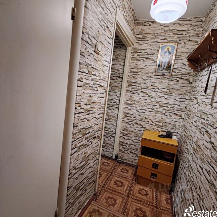 2-комн квартира мкр СНИИСХ, 2,  д. 2