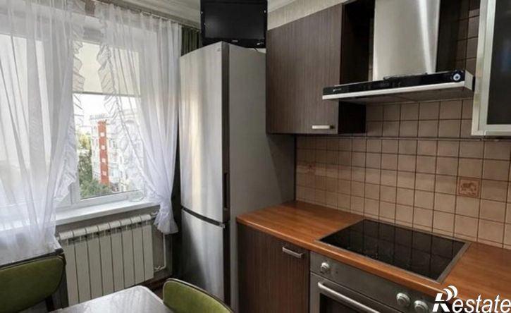 3-комн квартира Ставрополь, проспект Юности, 4