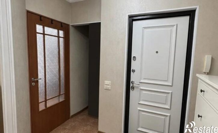 3-комн квартира Ставрополь, проспект Юности, 4