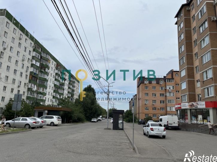 3-комн квартира Новоселов ул, 4