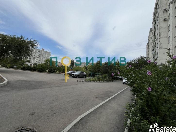 3-комн квартира Новоселов ул, 4