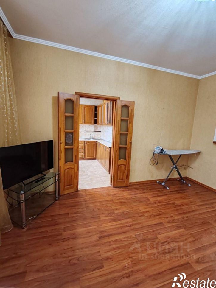 3-комн квартира ул Павлова, 8,  д. 8