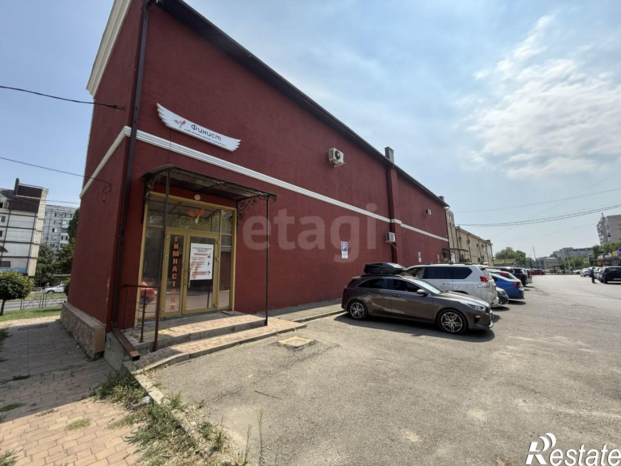 Купить торговое помещение за 61 915 700 рублей