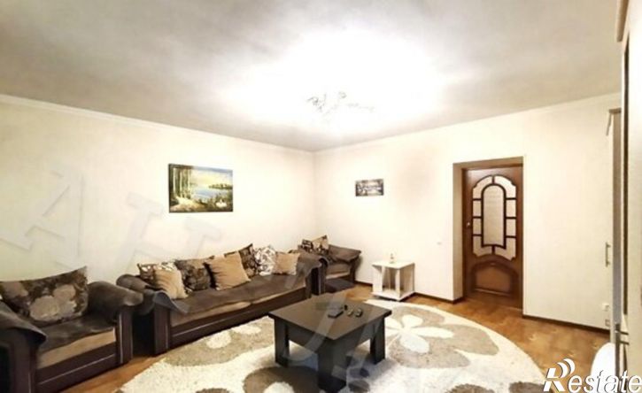 3-комн квартира Будённовск, 8-й микрорайон, 3
