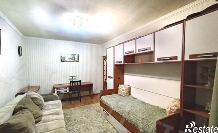 3-комн квартира Будённовск, 8-й микрорайон, 3