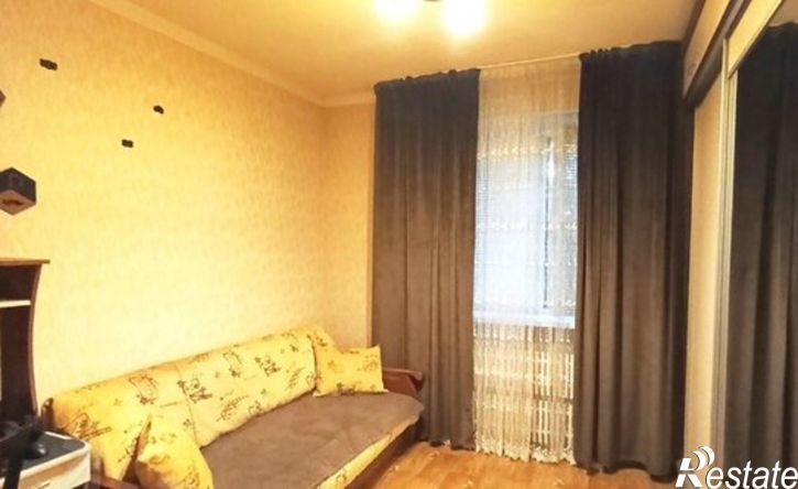 3-комн квартира Будённовск, 8-й микрорайон, 3