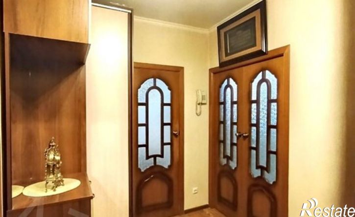3-комн квартира Будённовск, 8-й микрорайон, 3
