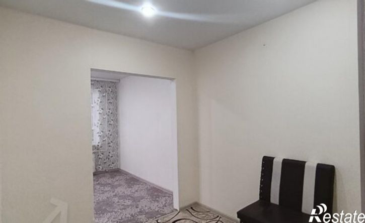 2-комн квартира Будённовск, 8-й микрорайон, 1