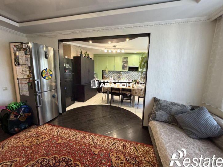 3-комн квартира улица Яблонька, 38,  д. 38