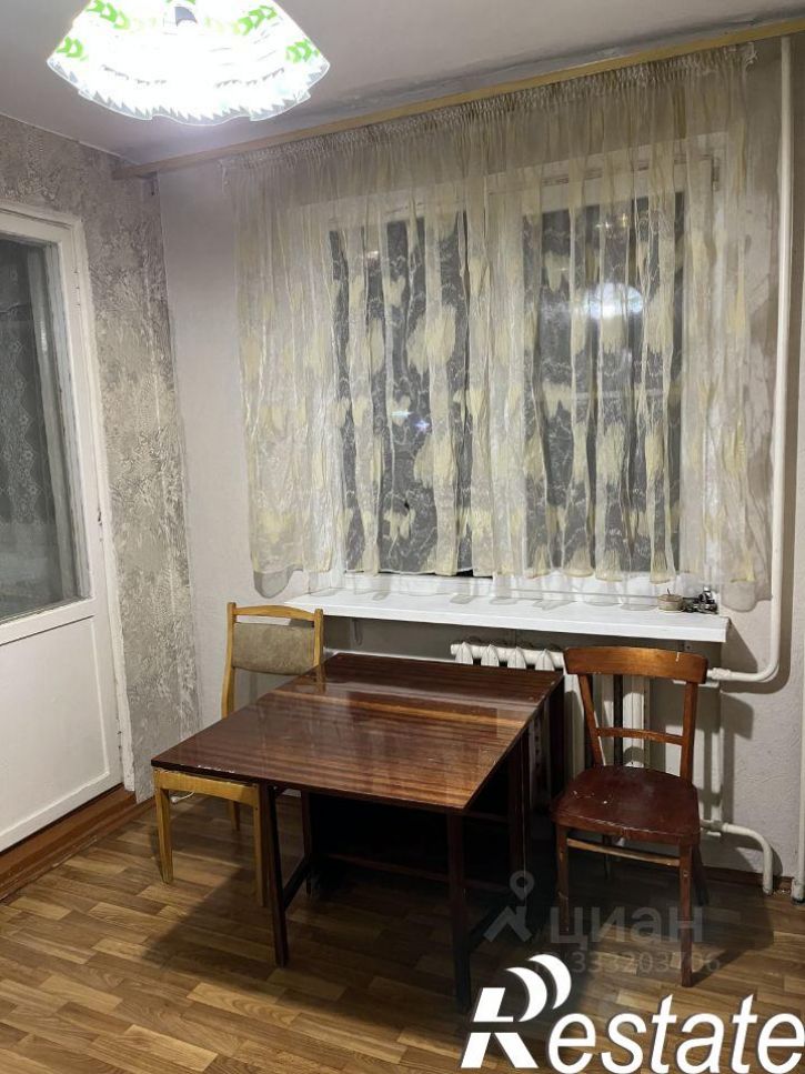 2-комн квартира улица Энгельса, 62,  д. 62