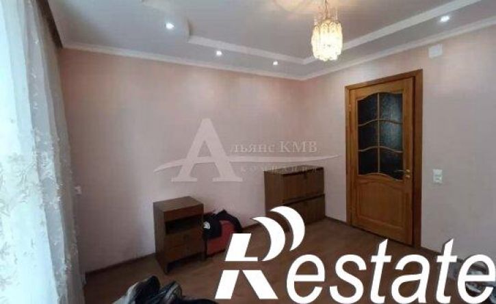 2-комн квартира Ленинградская улица, 56,  д. 56