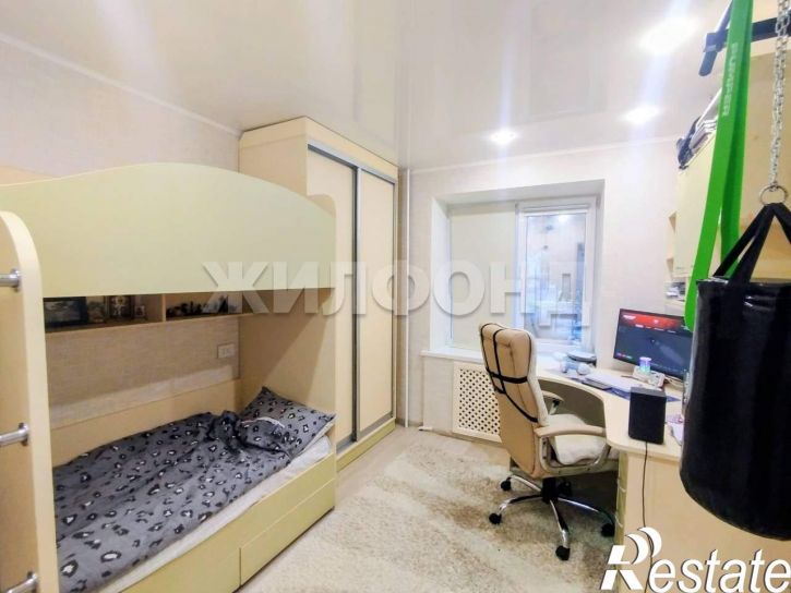 3-комн квартира Калинина улица, д.133