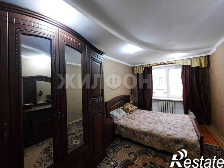3-комн квартира Тронина улица, д.11