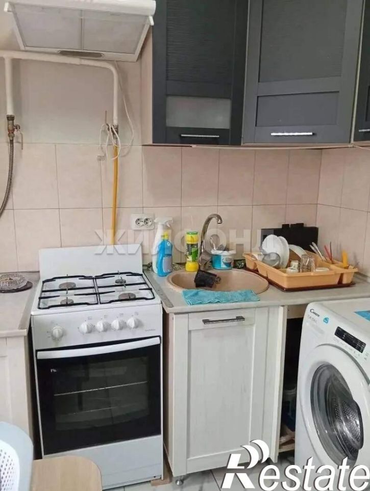 3-комн квартира Бойко улица, д.108
