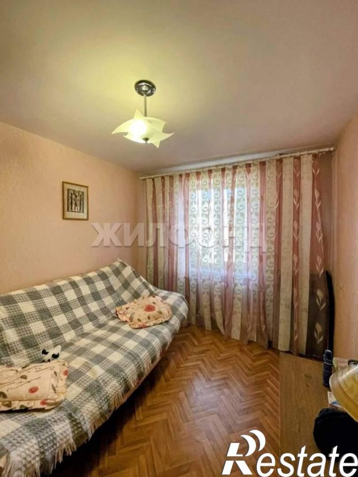 3-комн квартира Тронина улица, д.2