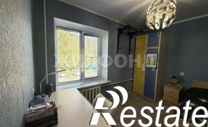 4-комн квартира улица Тургенева, 15,  д. 15