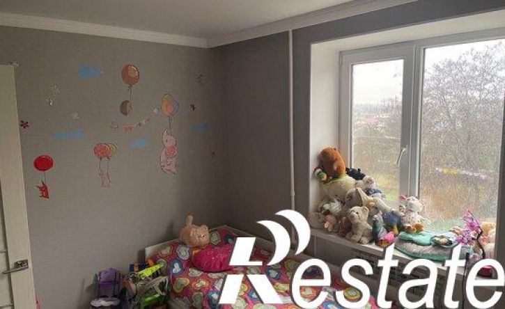 4-комн квартира улица Ротенко, 23,  д. 23