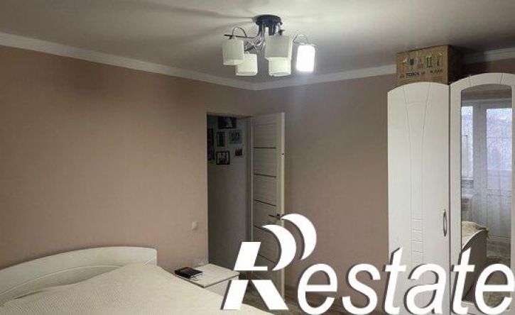 4-комн квартира улица Ротенко, 23,  д. 23
