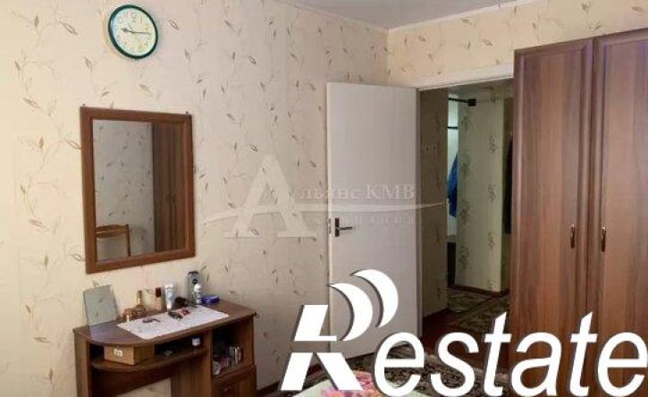 2-комн квартира улица Калинина, 131,  д. 131