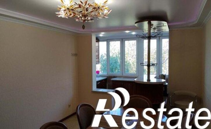 3-комн квартира улица Космонавтов, 26А,  д. 26А