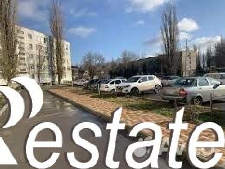 3-комн квартира площадь Строителей, 18,  д. 18