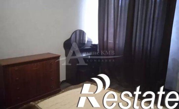 2-комн квартира улица Гагарина, 198,  д. 198