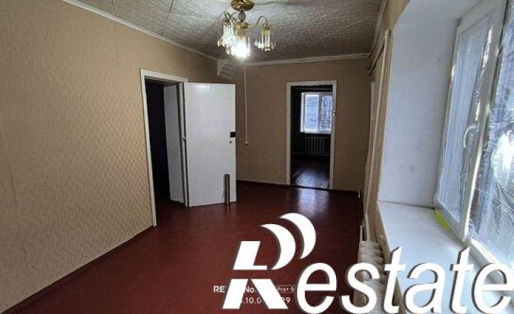 4-комн квартира улица Чухутина, 8,  д. 8